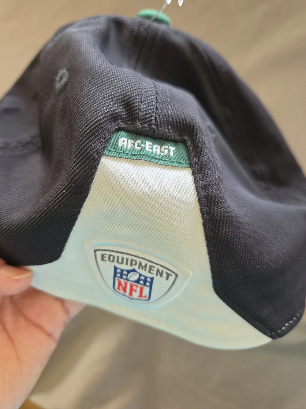 NFL NY Jets Black White Green Sideline Cap